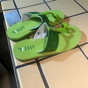 IL Flip Flops. , Women’s, Green with Leather Accents.   Size 7